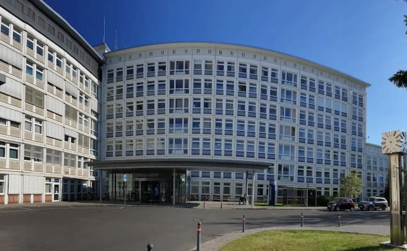 Lausitzer Seenland Klinikum binası, Hoyerswerda